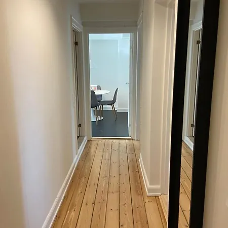 Homey 1-bedroom In Great Neighborhood