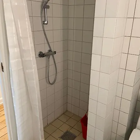 Homey 1-bedroom In Great Neighborhood