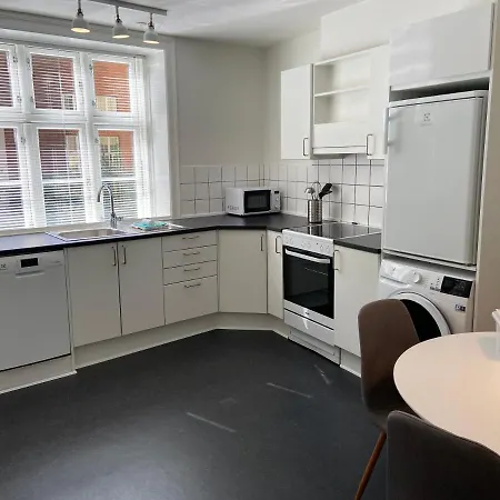 Homey 1-bedroom In Great Neighborhood *